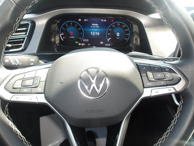2025 Volkswagen Atlas Cross Sport 2.0T SE w/Technology