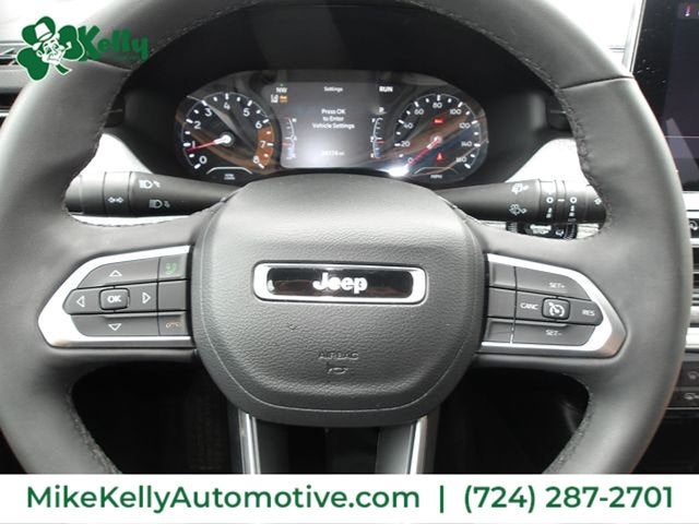2023 Jeep Compass Latitude Lux