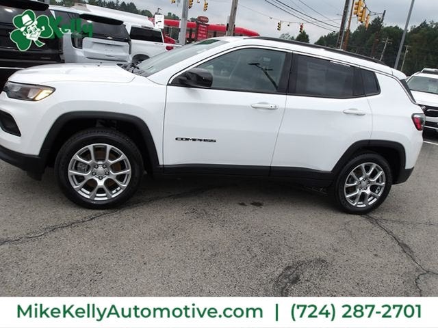 2023 Jeep Compass Latitude Lux