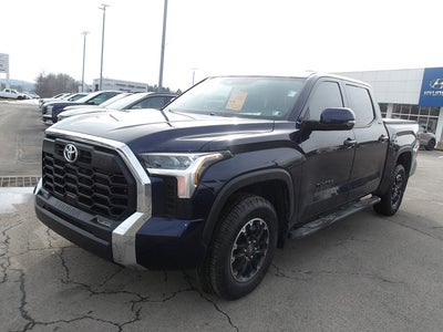 2025 Toyota Tundra 4WD Base