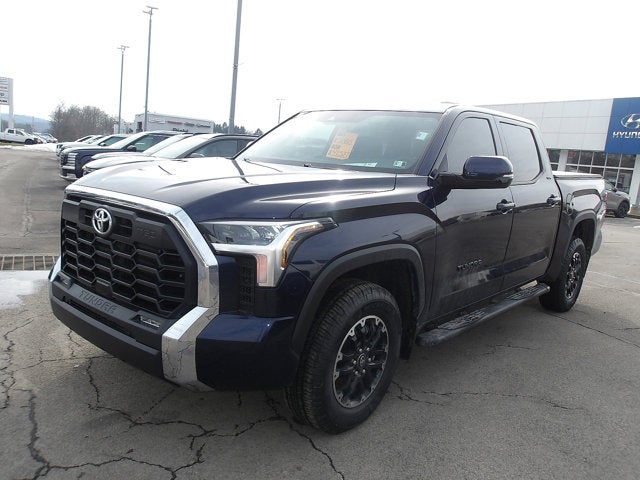 2025 Toyota Tundra 4WD Base