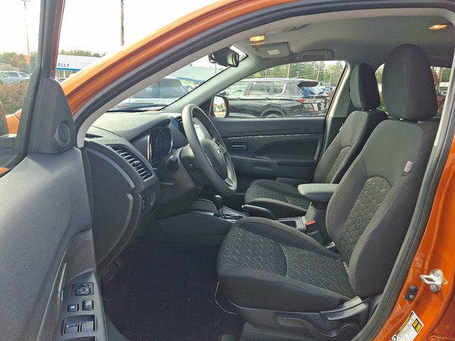 2027 Mitsubishi Outlander Sport Base