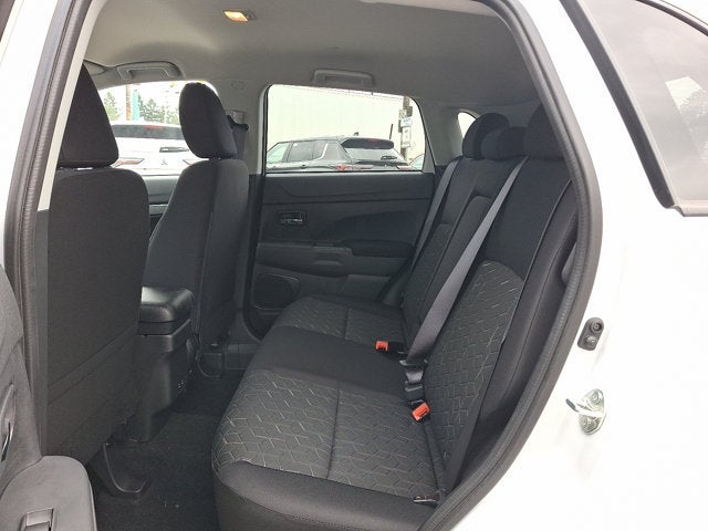 2027 Mitsubishi Outlander Sport Base