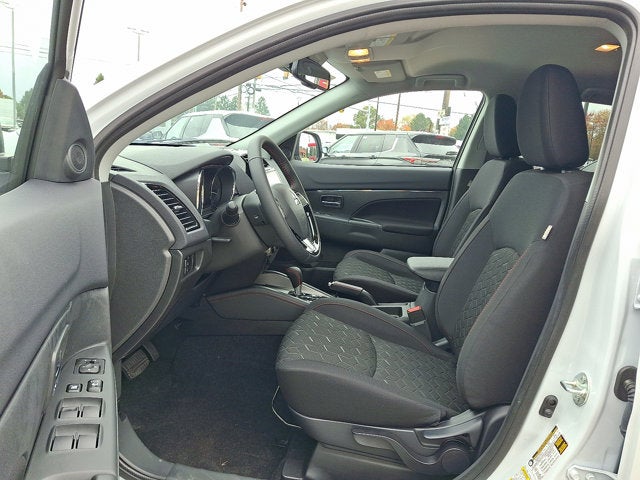2027 Mitsubishi Outlander Sport Base