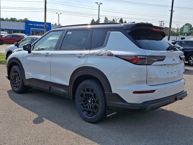 2026 Mitsubishi Outlander Trail Edition