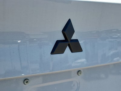 2026 Mitsubishi Outlander Base