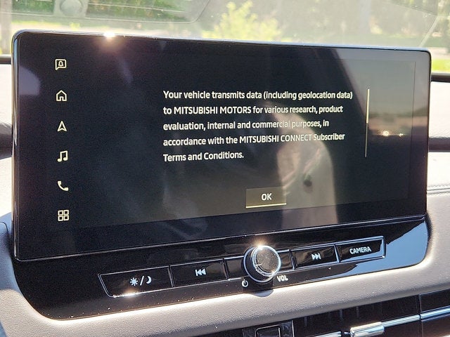 2026 Mitsubishi Outlander Base
