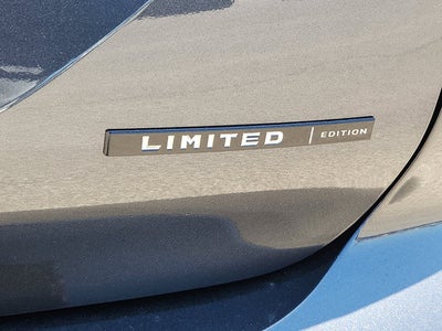 2026 Mitsubishi Outlander Base