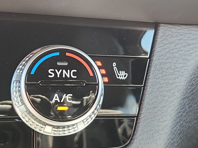2026 Mitsubishi Outlander Base
