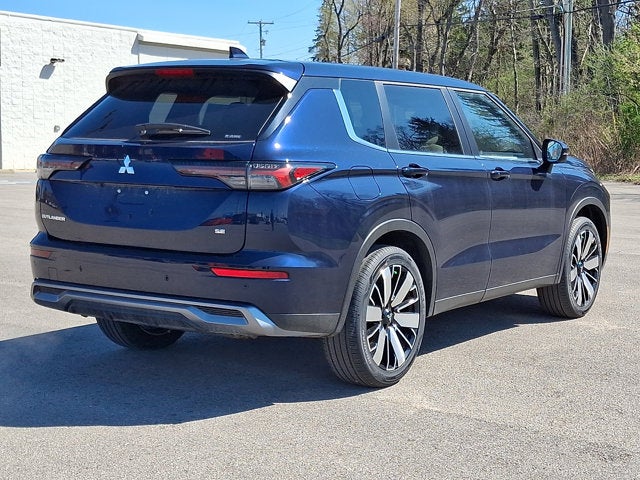 2026 Mitsubishi Outlander SE