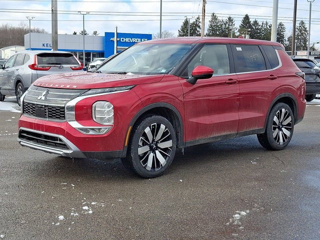 2026 Mitsubishi Outlander SE