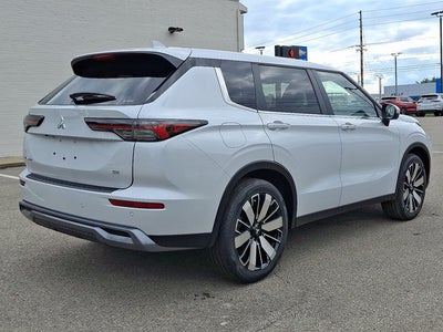 2026 Mitsubishi Outlander SE