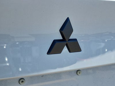 2026 Mitsubishi Outlander Base
