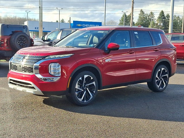 2025 Mitsubishi Outlander Plug-In Hybrid SE