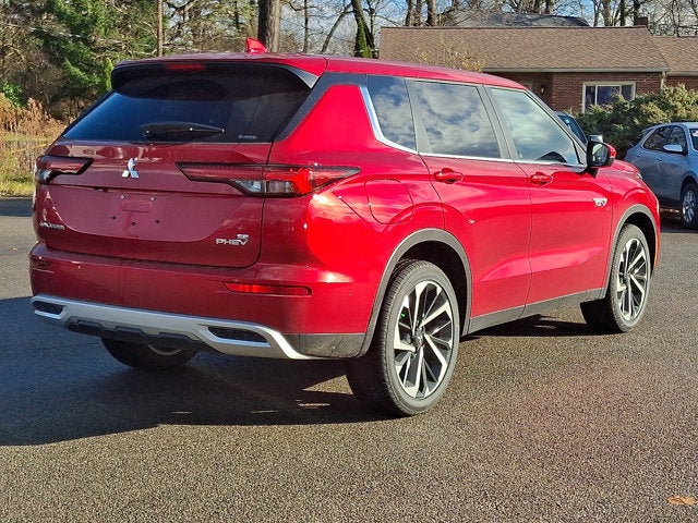2025 Mitsubishi Outlander Plug-In Hybrid SE