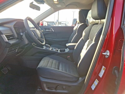 2025 Mitsubishi Outlander Plug-In Hybrid SE