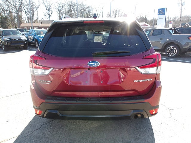 2024 Subaru Forester Premium