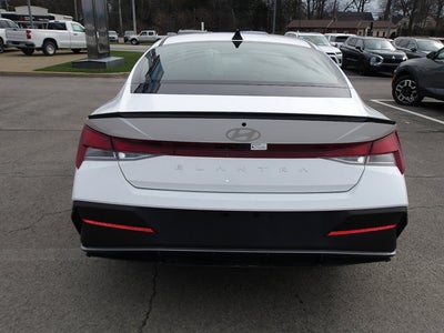 2025 Hyundai Elantra SEL Sport