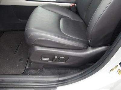 2023 Kia Carnival EX