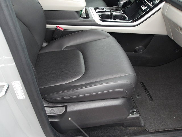 2023 Kia Carnival EX