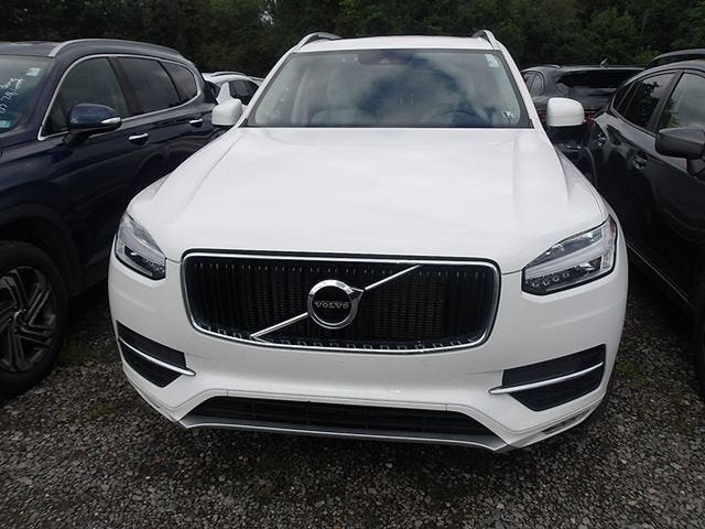 2019 Volvo XC90 Momentum