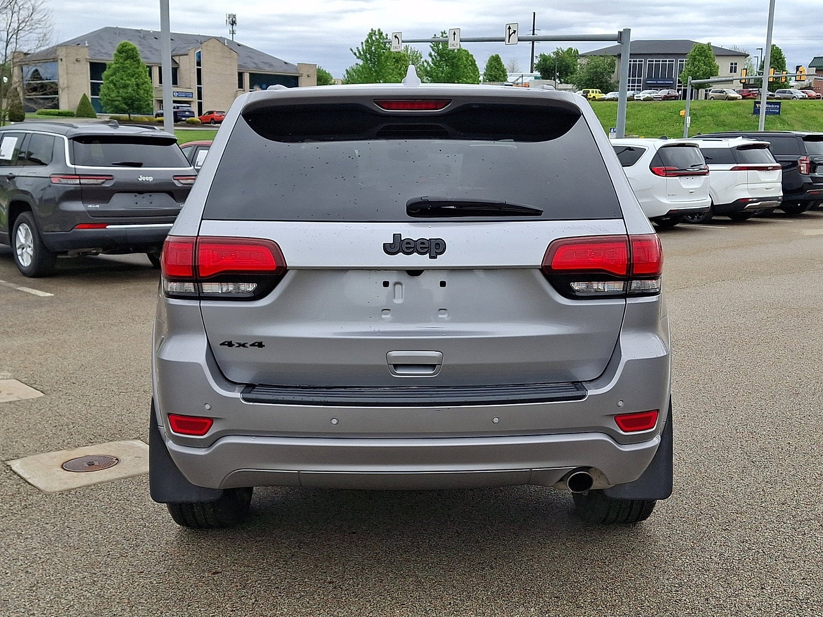 2020 Jeep Grand Cherokee Altitude