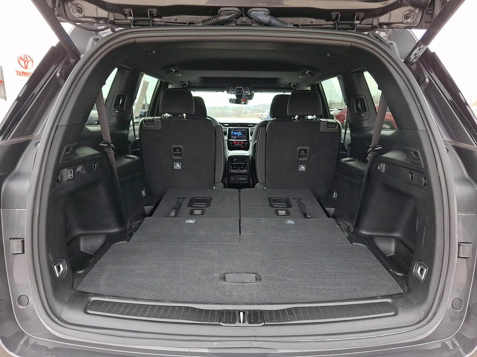 2025 Jeep Grand Cherokee L Laredo X