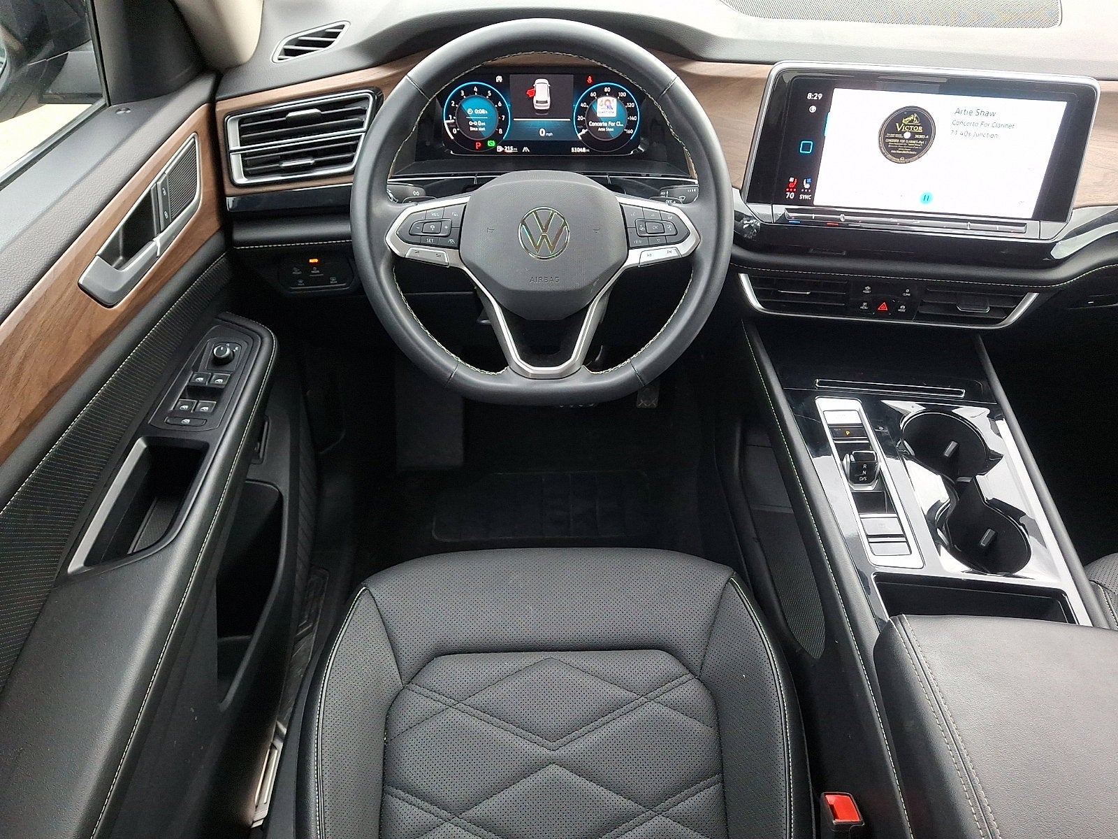 2024 Volkswagen Atlas 2.0T SE w/Technology