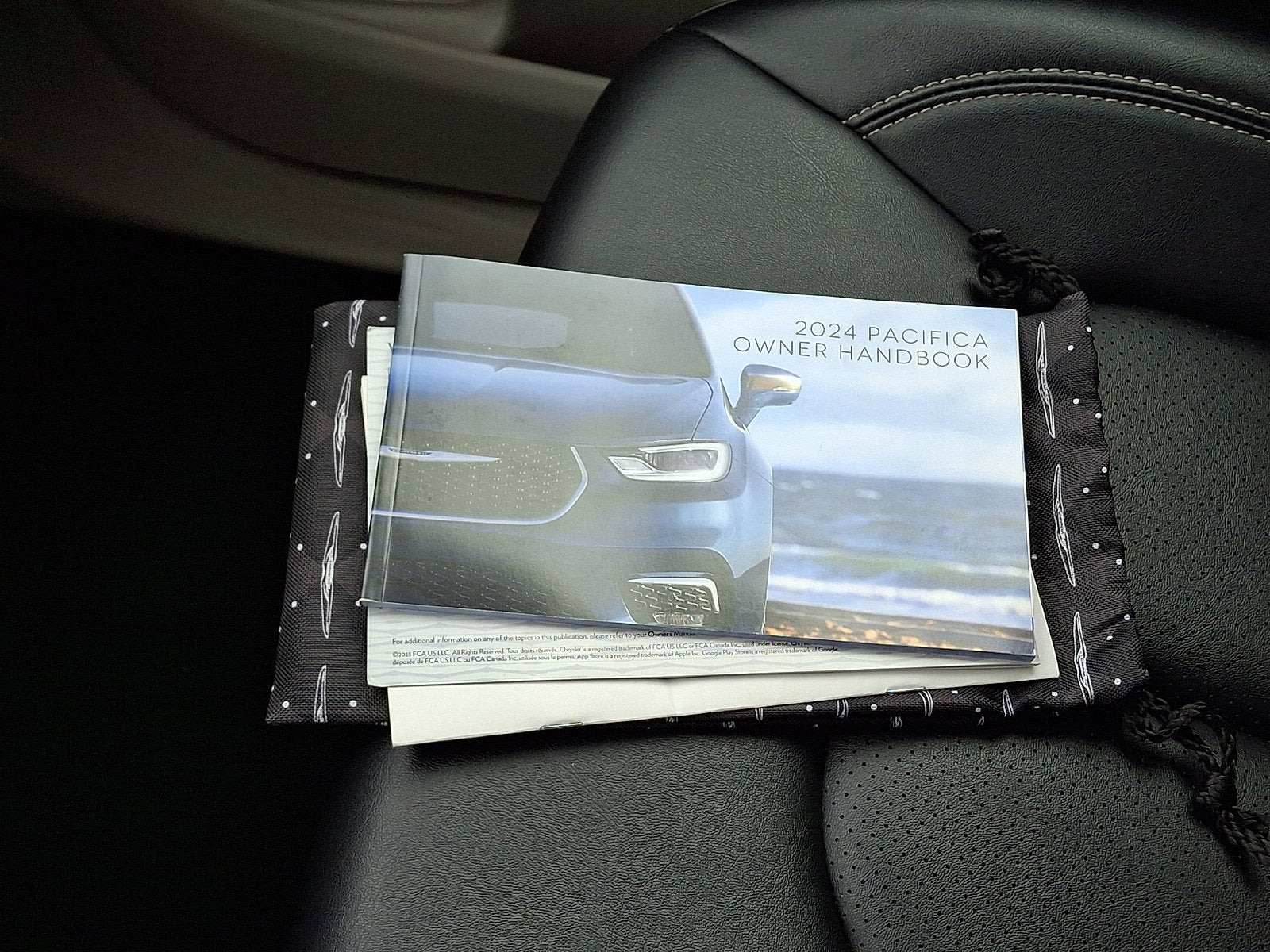 2024 Chrysler Pacifica Touring L