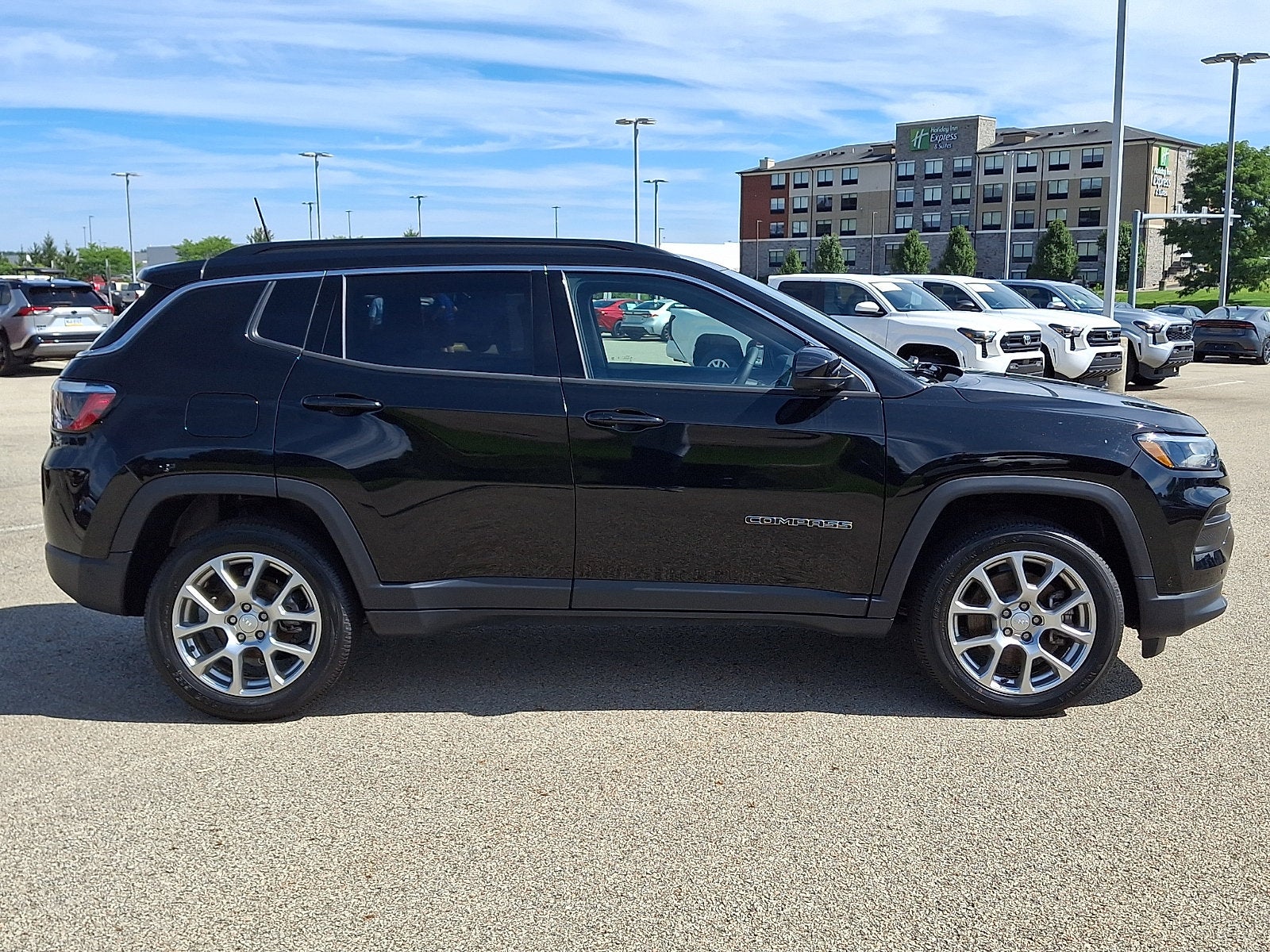 2024 Jeep Compass Latitude Lux