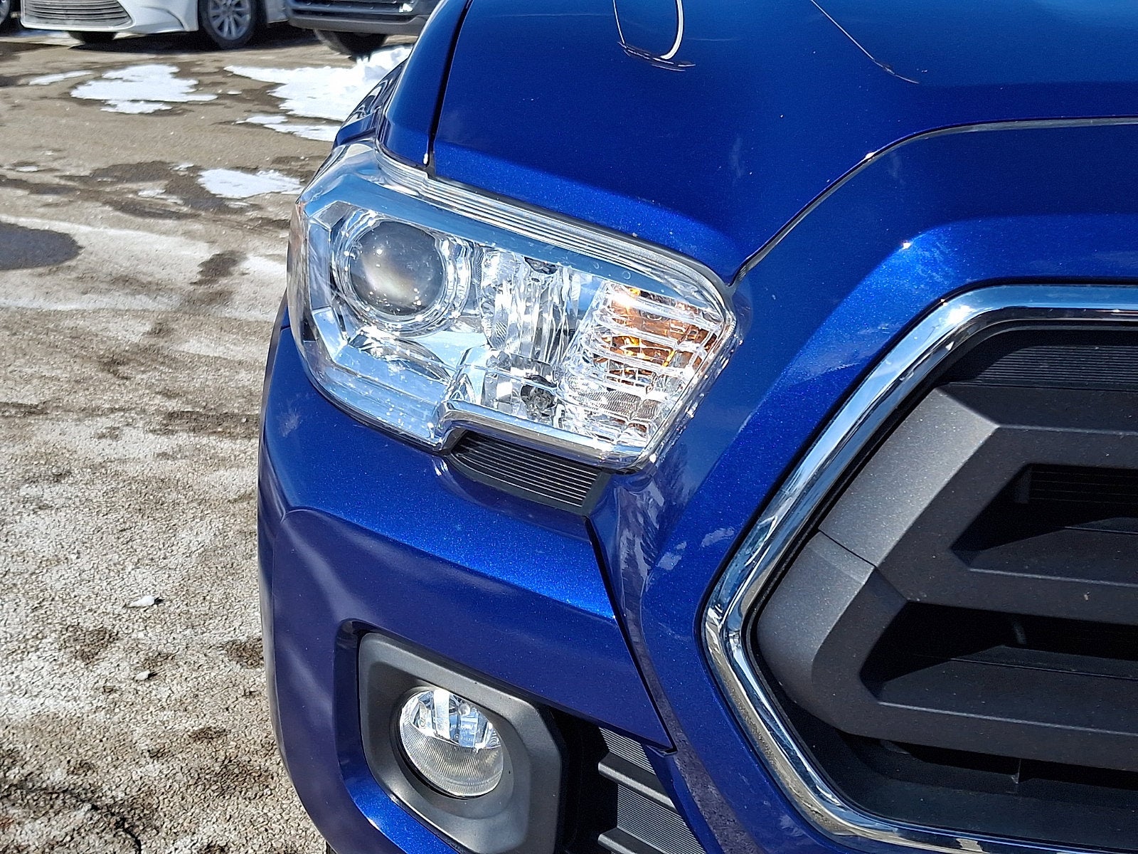 2022 Toyota Tacoma 4WD SR5