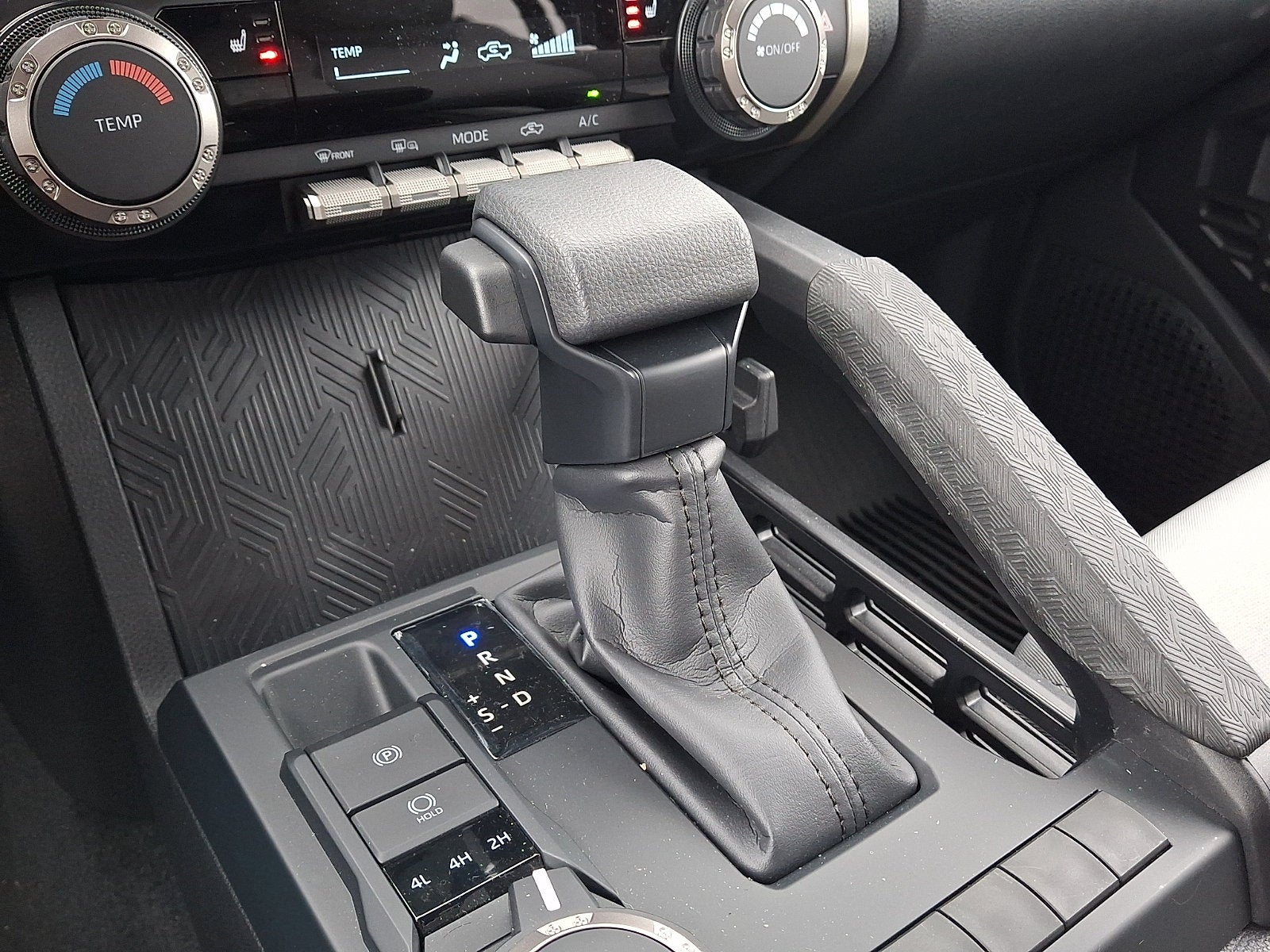 2025 Toyota Tacoma 4WD Base