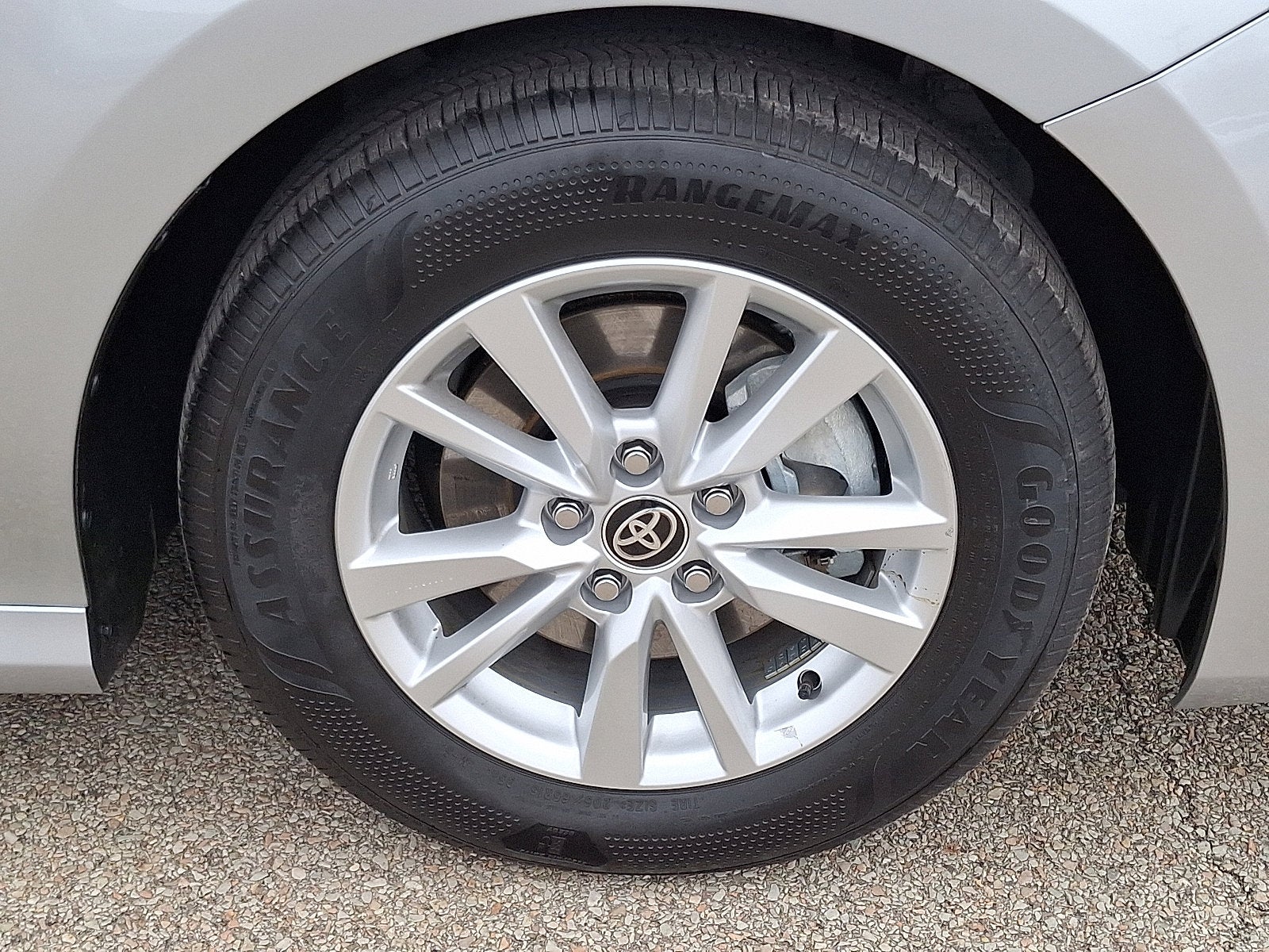 2026 Toyota CAMRY LE