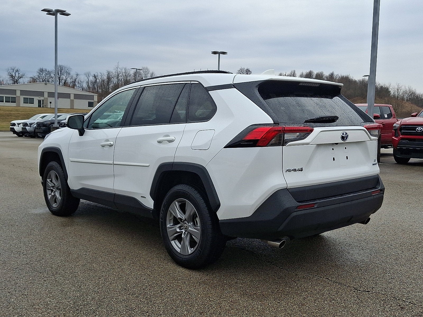 2024 Toyota RAV4 Hybrid LE