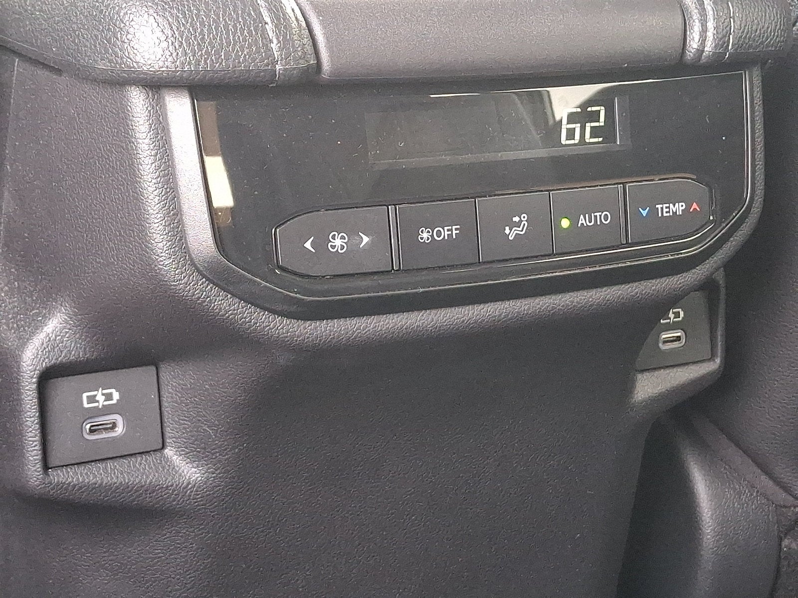 2025 Toyota Grand Highlander Base