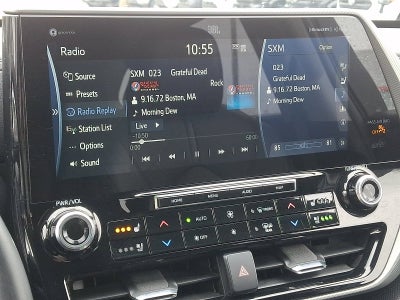 2022 Toyota Highlander Hybrid Platinum