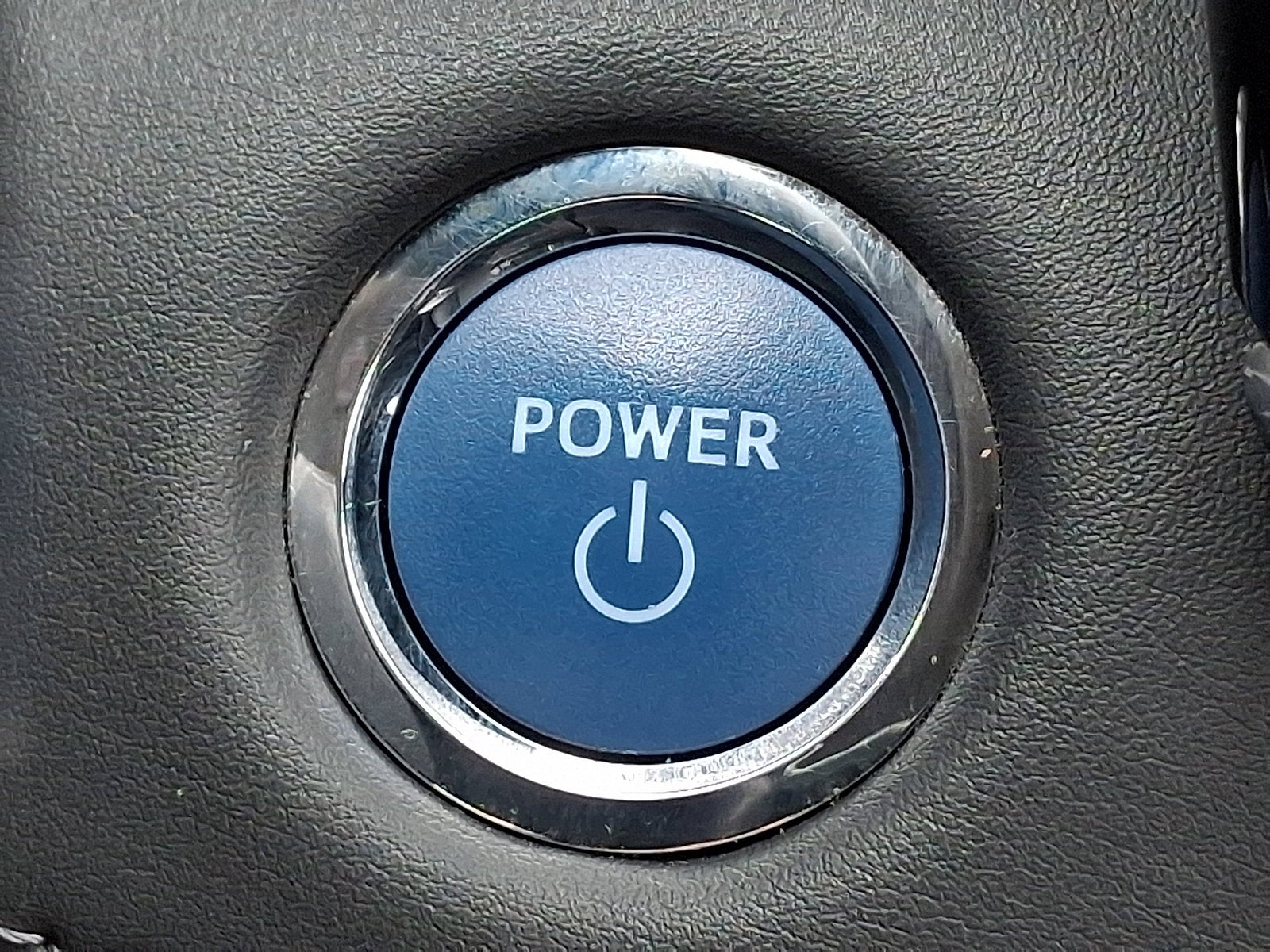 2022 Toyota Highlander Hybrid Platinum