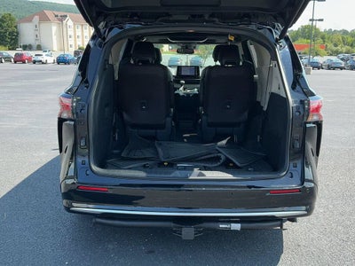 2023 Toyota Sienna Platinum