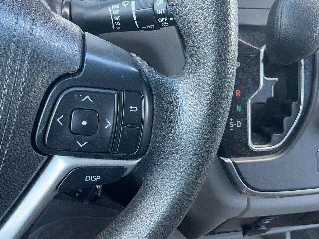 2017 Toyota Sienna LE