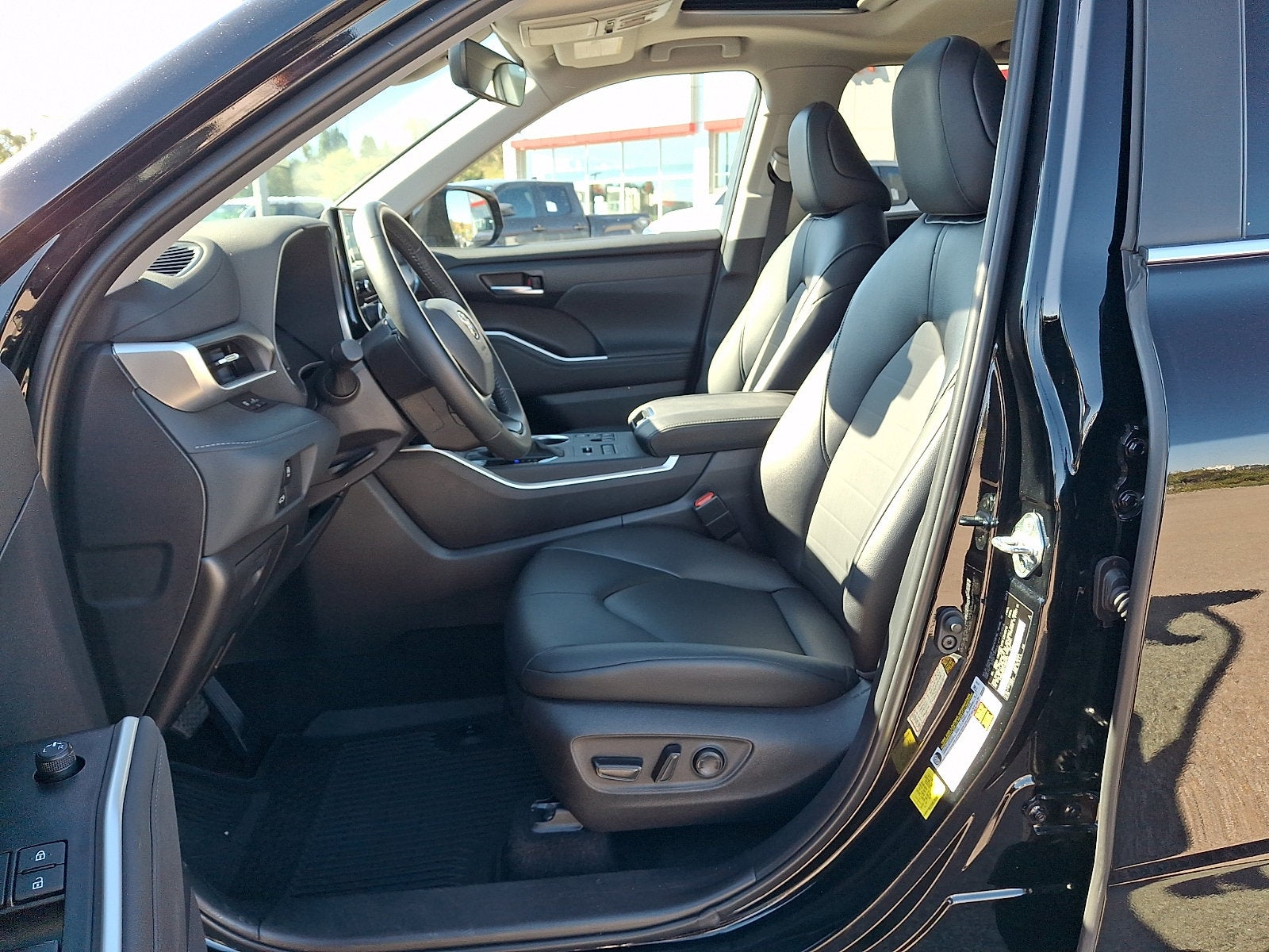 2026 Toyota Highlander Base