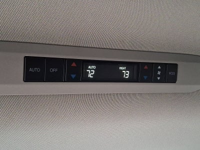 2025 Toyota Sienna Base