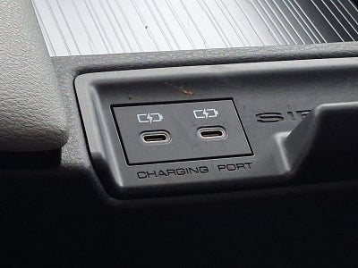 2025 Toyota Sienna Base