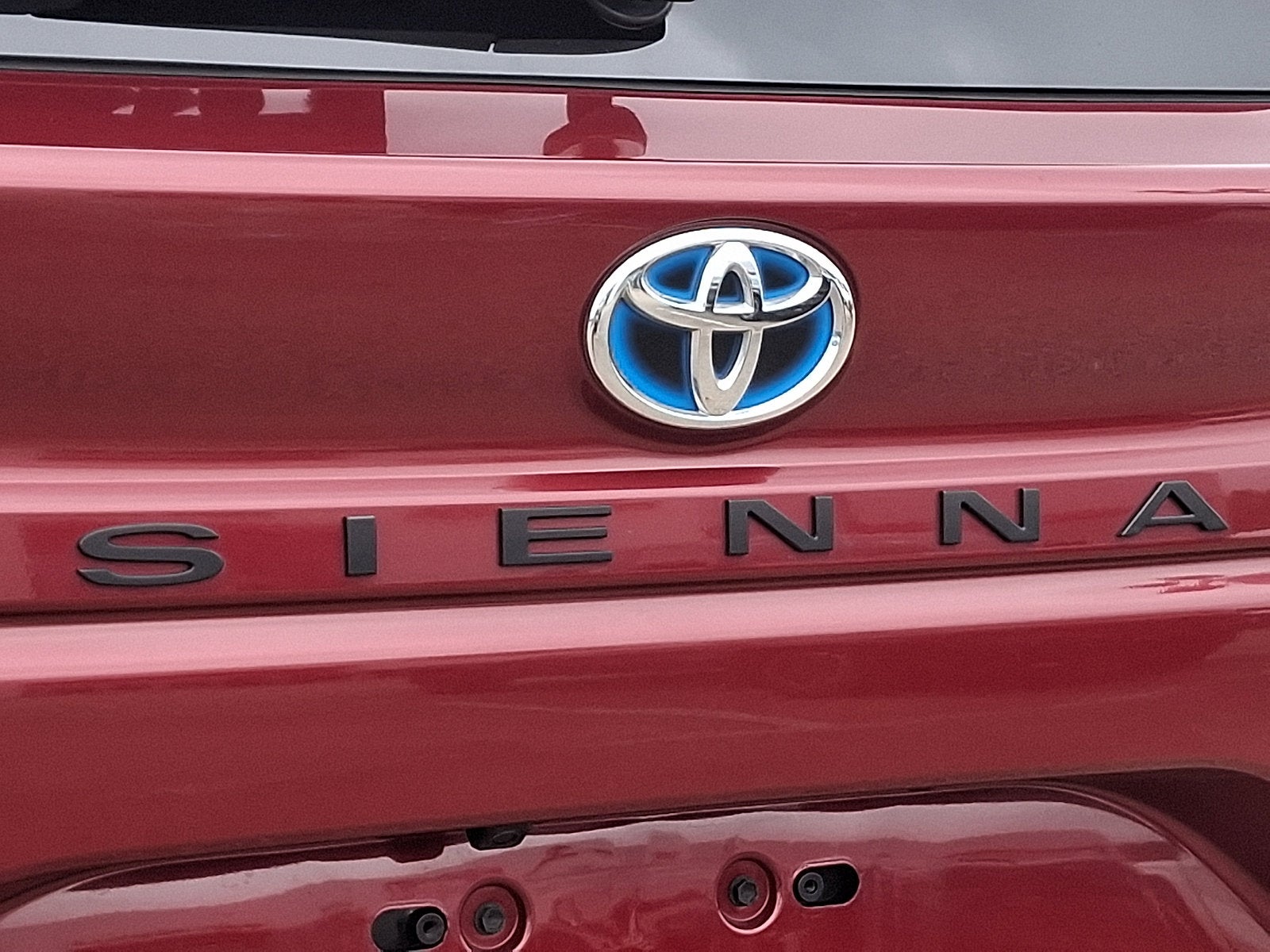 2025 Toyota Sienna Base
