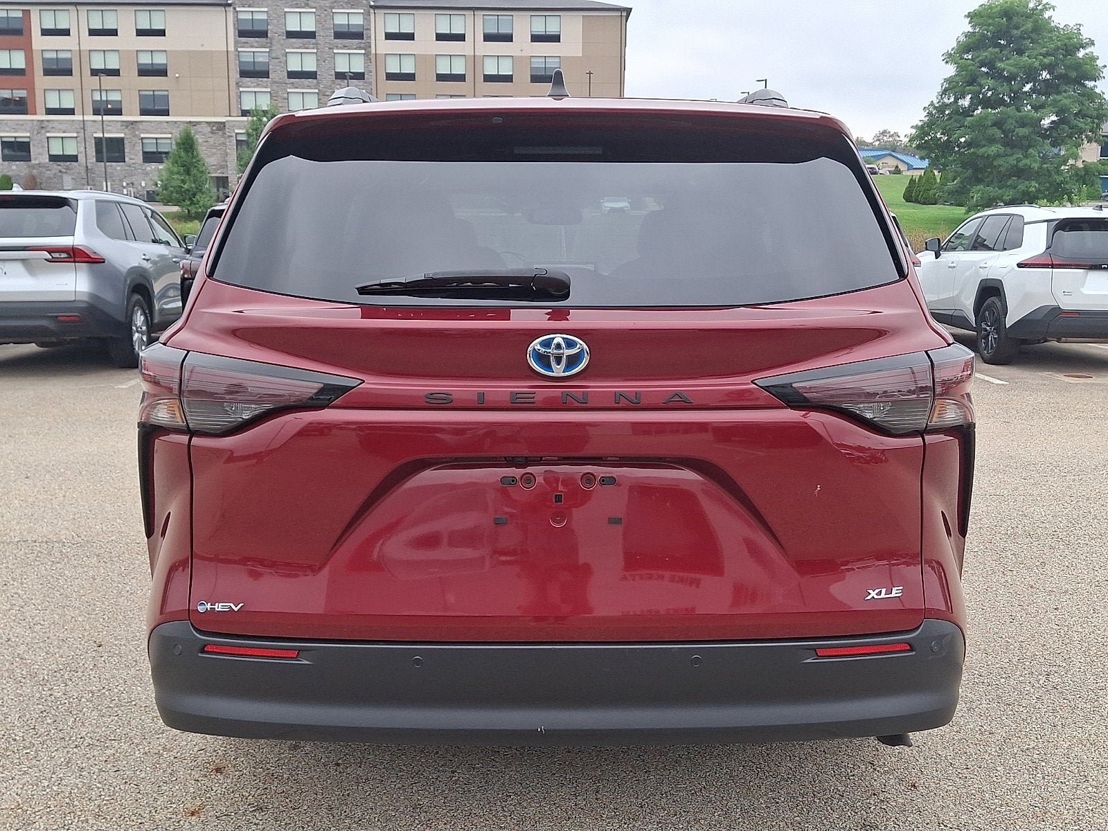 2025 Toyota Sienna Base