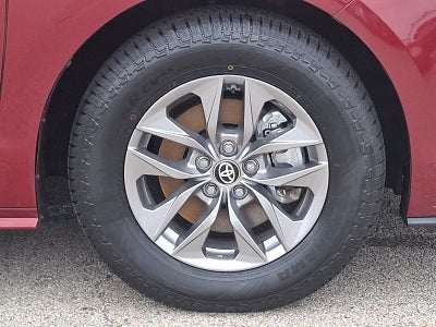 2025 Toyota Sienna Base