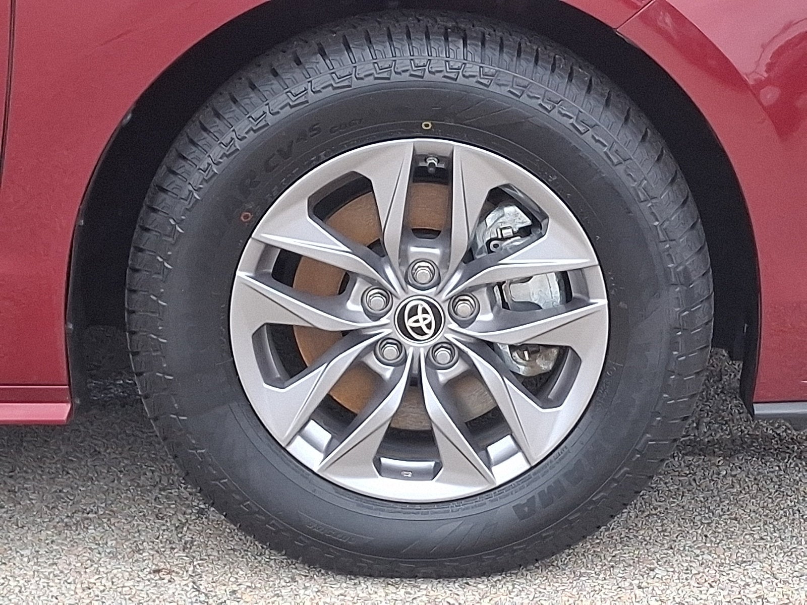 2025 Toyota Sienna Base