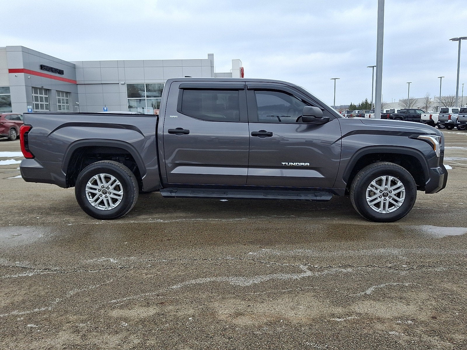 2024 Toyota Tundra 4WD SR5