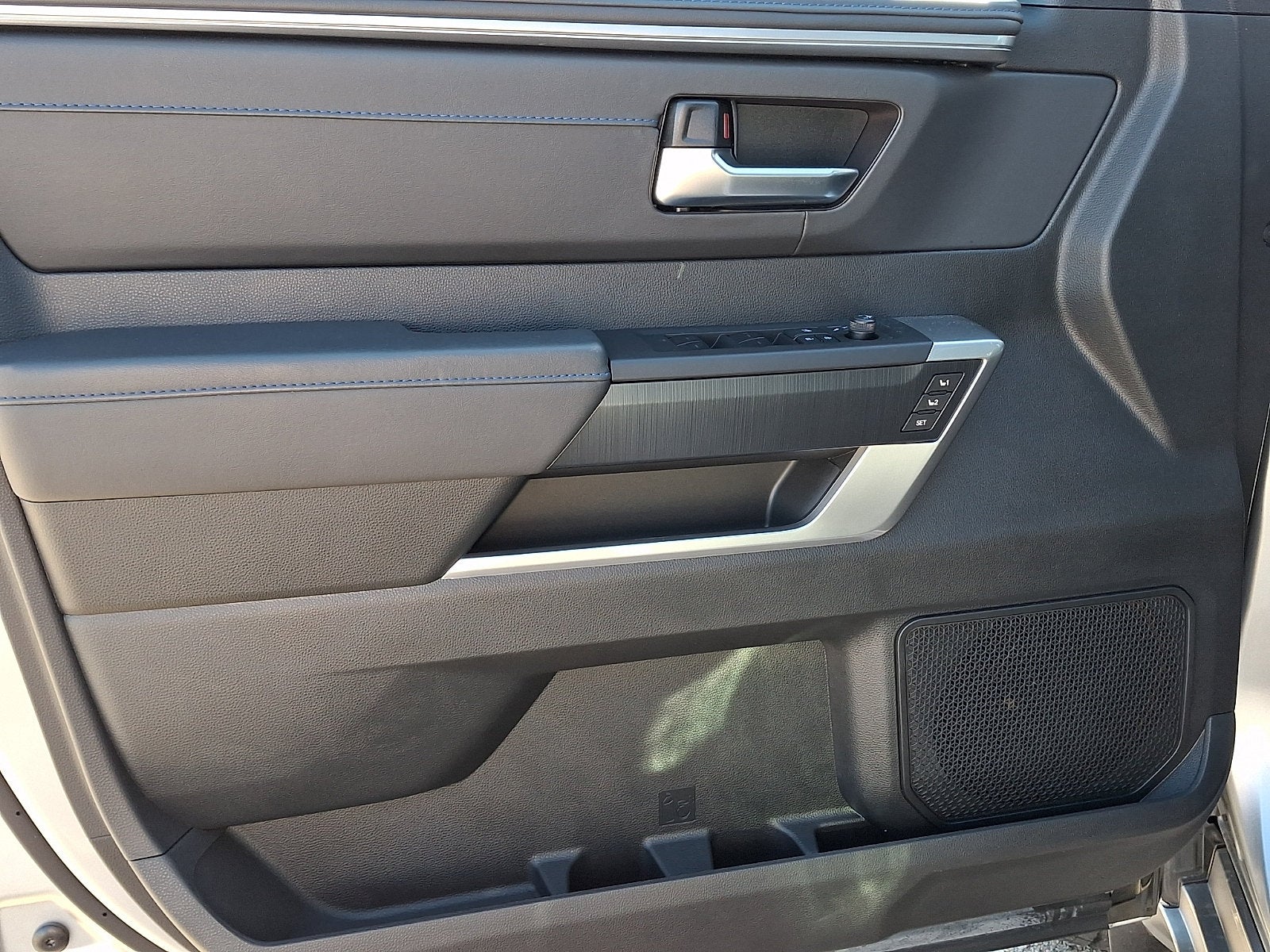 2025 Toyota Tundra 4WD Base