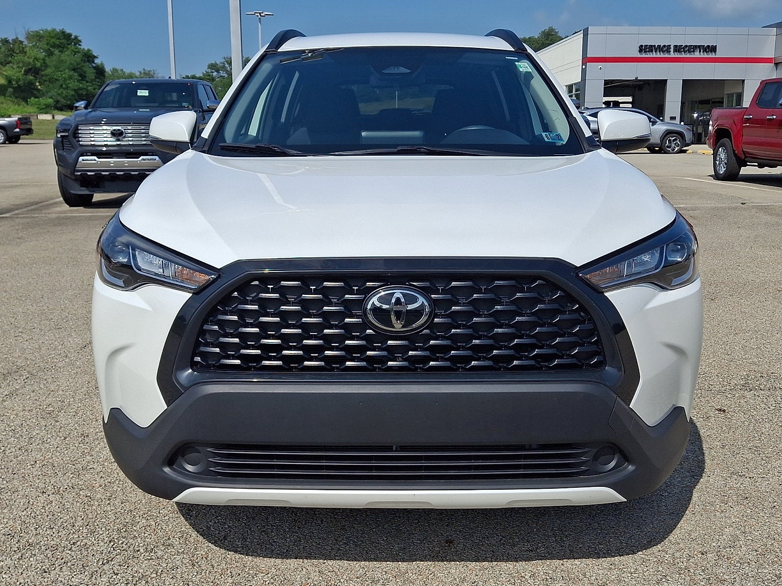 2024 Toyota Corolla Cross LE