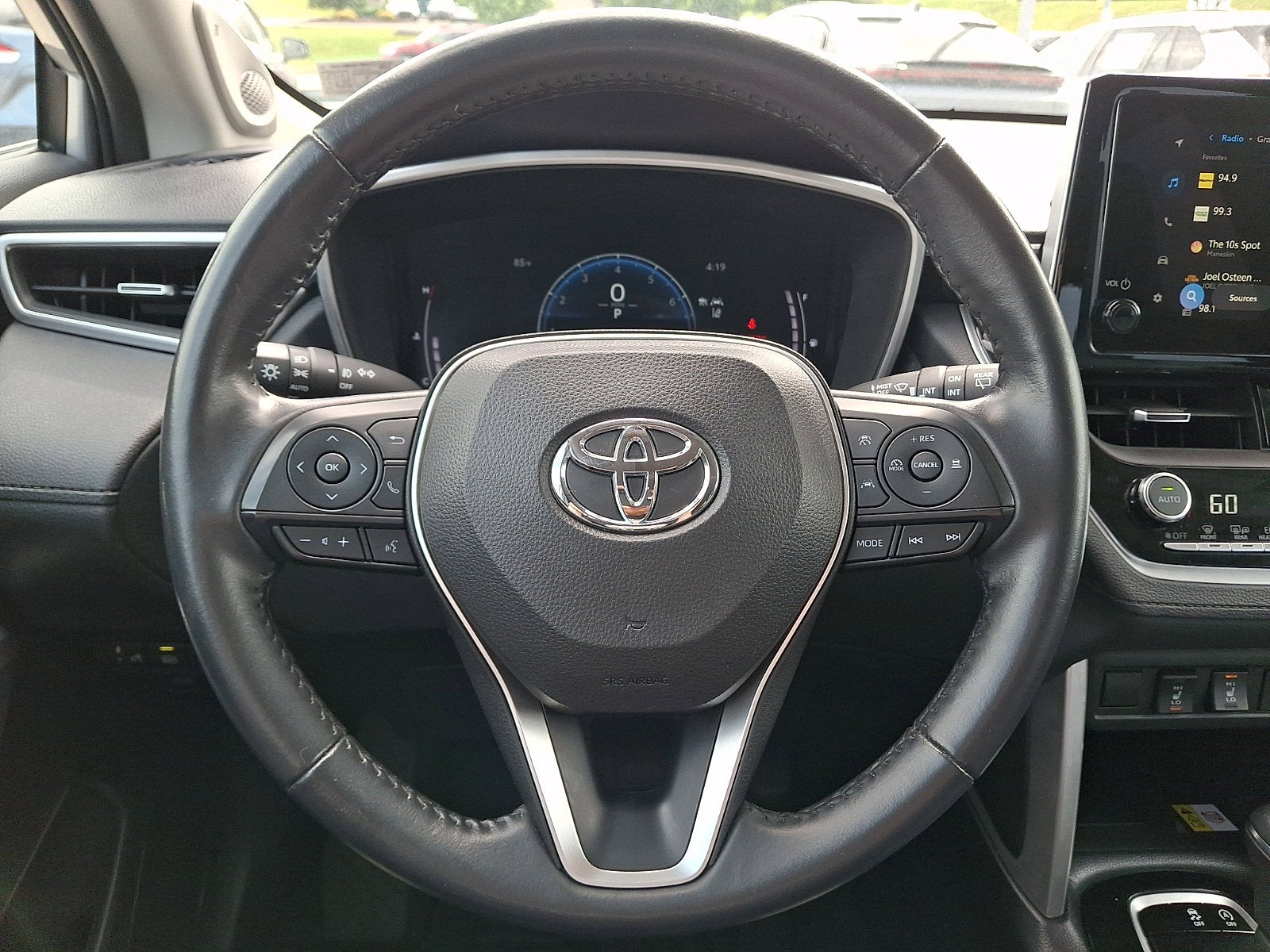 2023 Toyota Corolla Cross XLE